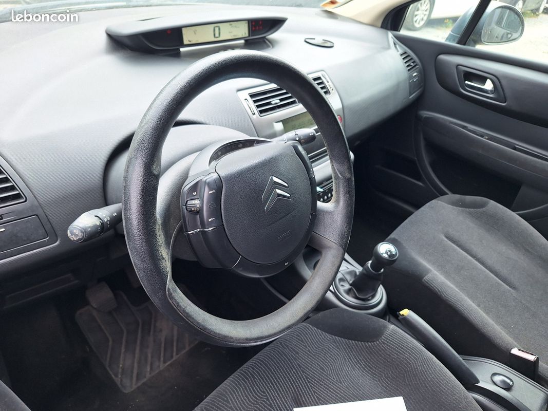 CITROEN C4 AIRDREAM BUSINESS C4 HDi 92 Business (image 9)