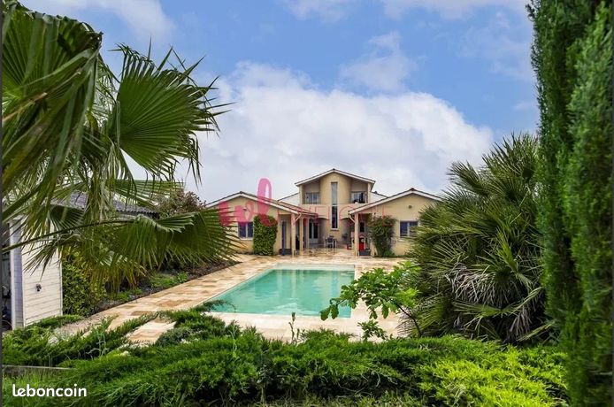 Maison 6 pièces 280 m²