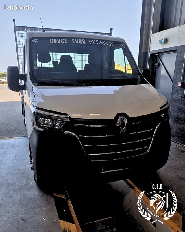 RENAULT MASTER BENNE 165cv – PACK CHANTIER RENFORCÉ (image 4)