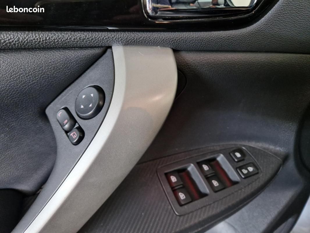 Mitsubishi Eclipse Cross MY21 2.4 MIVEC PHEV Twin Motor 4WD Instyle (image 12)