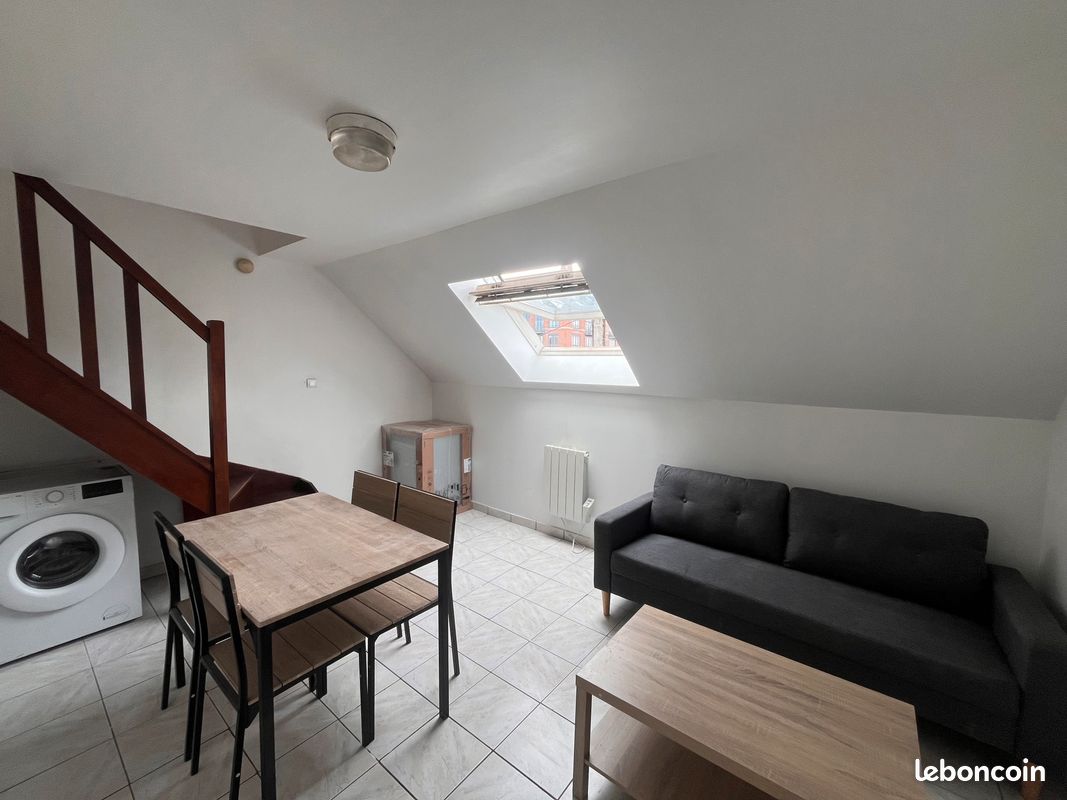 Appartement 5 pièces 77 m² · à Lille · 77 m² · 390 €
