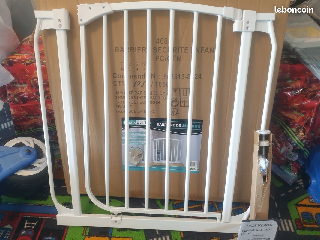 Barrière de sécurité bébé neuf (image 2)