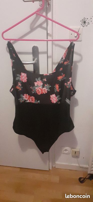 Maillot 1 pièce neuf torsadé 4XL taille 48 (image 4)