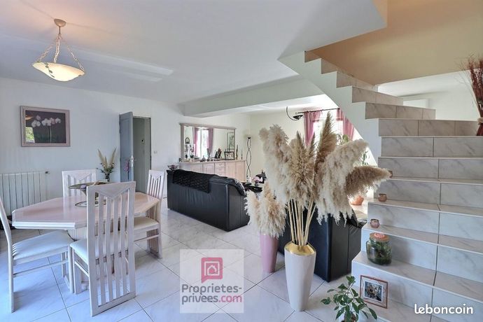 Villa 7 pièces 174 m²