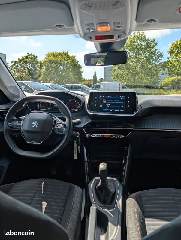Peugeot 208 Active Pack PureTech 75 (image 3)