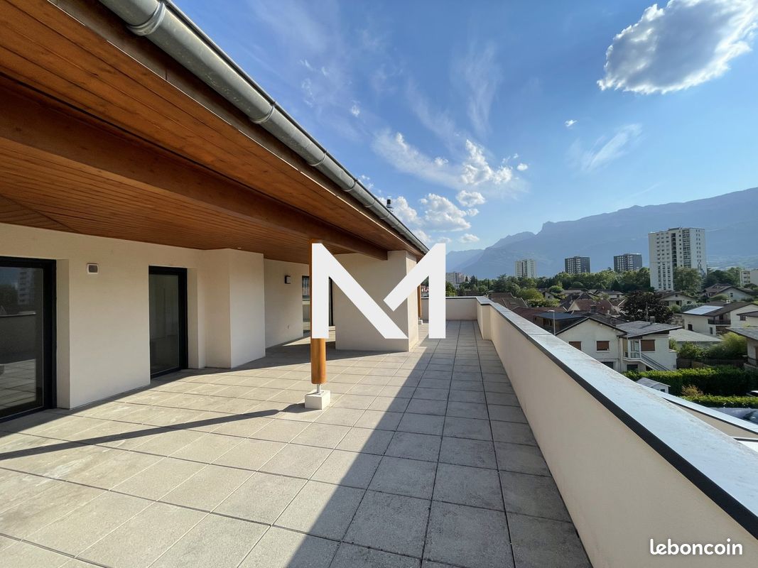 Appartement 4 pièces 117 m² · à Échirolles · 117 m² · 385 000 €