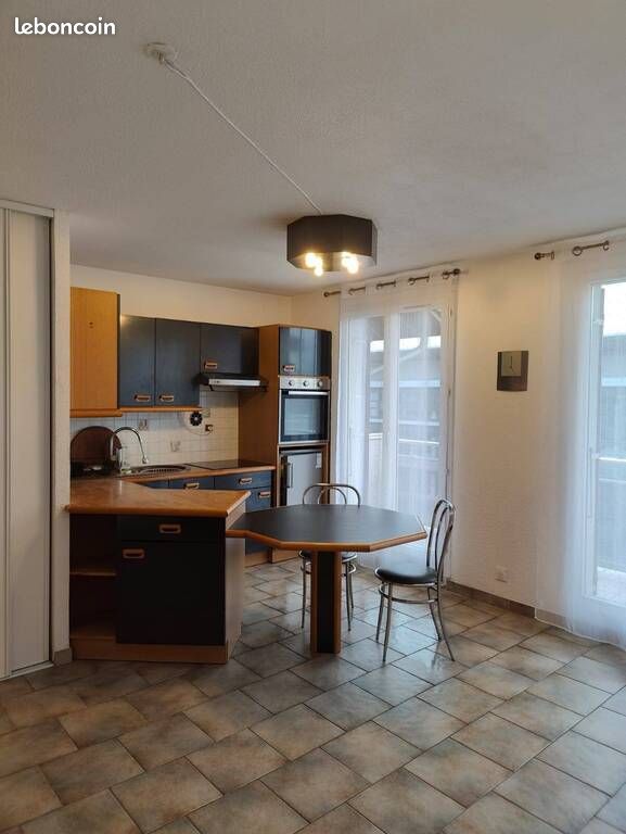 Appartement 1 pièce 36 m² · à Saint-Genis-Pouilly · 36 m² · 1 090 €/mois