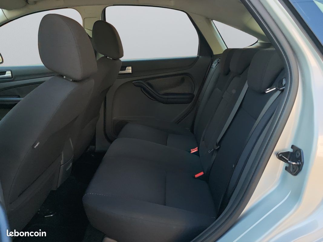 Ford focus ii 1.8 tdci 115 titanium (image 13)