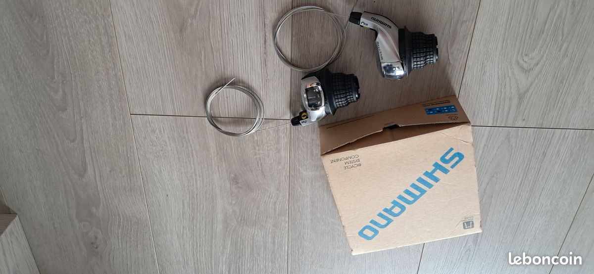Poignée PIVO Vélo – Tige 80mm, Pince 25mm – Occasion France