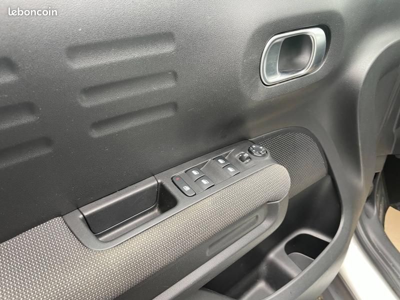 Citroen C3 Aircross BlueHDi 120ch S&S Feel Business EAT6 E6.d (image 18)