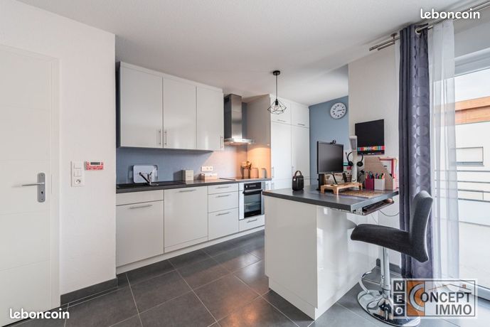 Appartement 2 pièces avec terrasse et parking privé