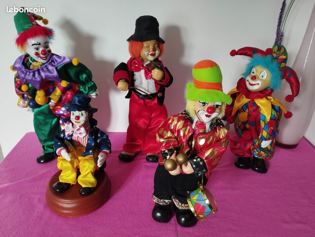5 Clowns automate musical en porcelaine de collection (image 1)