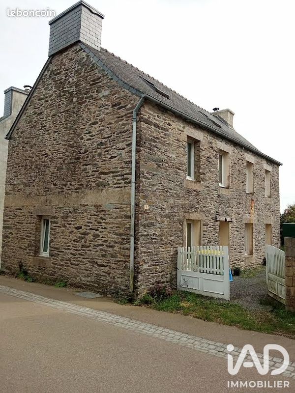 Maison 5 pièces 100 m² · à Ploudiry · 100 m² · 168 000 €