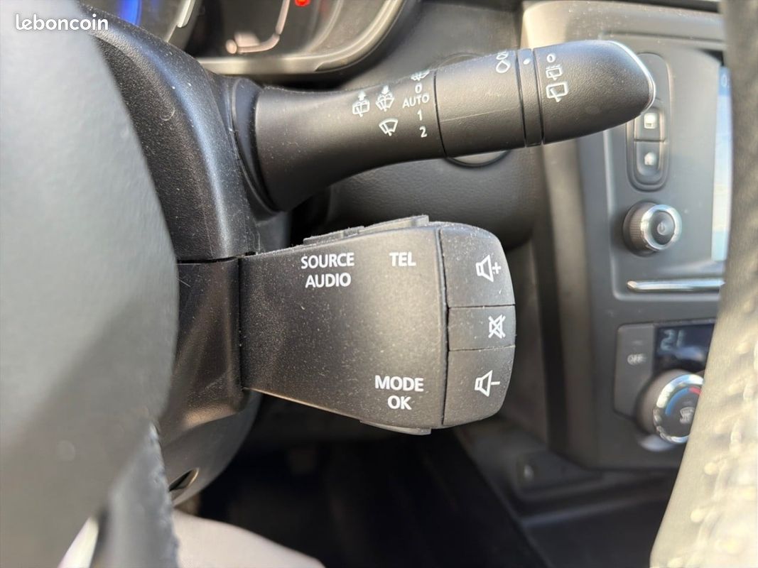 Renault Kadjar Intens Energy TCe 130 EDC (image 18)