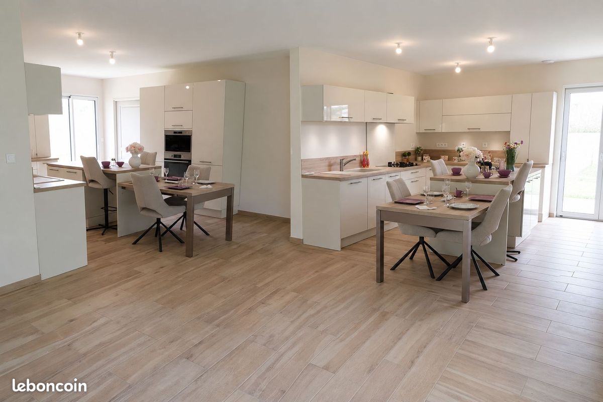 Maison 6 pièces 125 m² · à Vélines · 125 m² · 330 000 €