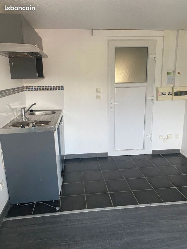 Appartement 1 pièce 12 m² · à Villers-le-Lac · 12 m² · 375 €/mois