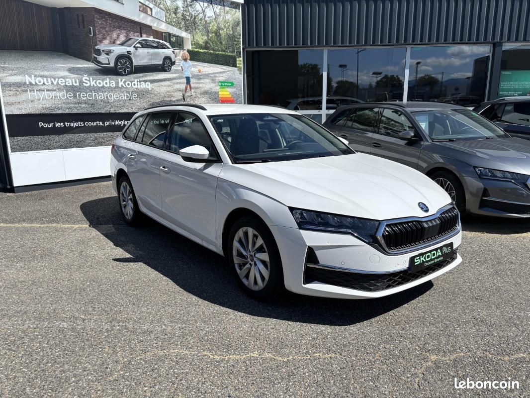 Skoda Octavia COMBI 2.0 TDI 150 ch SCR DSG7 Selection (image 7)