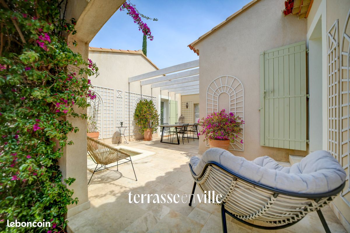Maison 4 pièces 123 m² · à Saint-Cyr-sur-Mer · 123 m² · 830 000 €