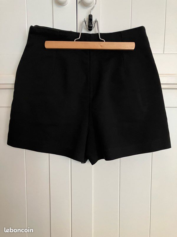 Short Zara Taille 40/L, Noir - Occasion Bon état, Coupe Classique