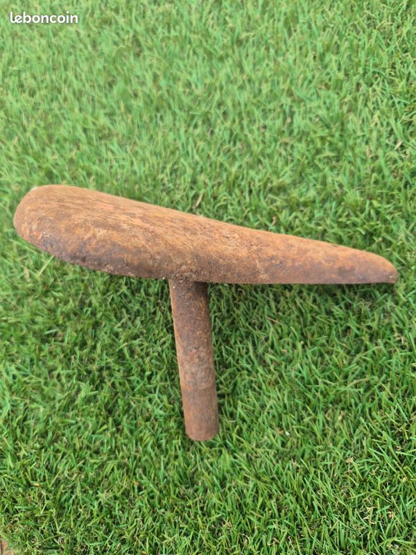 Selle métal tricycle ancien (image 3)