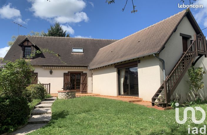 Maison 7 pièces 200 m²