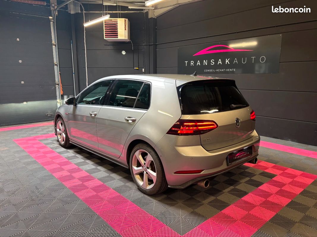 VOLKSWAGEN GOLF 2.0 TSI 230 BlueMotion Technology GTI Performance / Suivi complet (image 4)