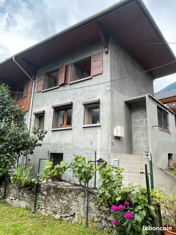 Maison 4 pièces 97 m² · à Cevins · 97 m² · 157 500 €