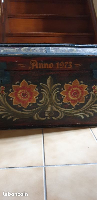 Coffre peint main (image 2)