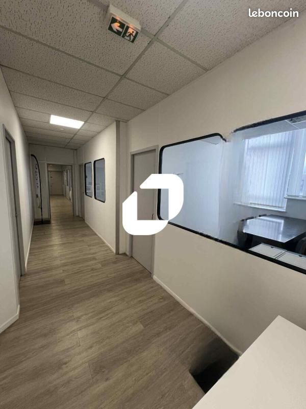 Bureau 260 m² (image 11)