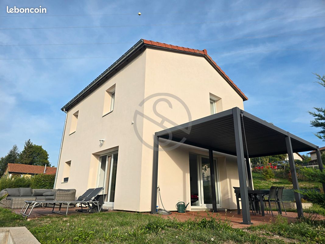 Maison 4 pièces 85 m² · à La Forteresse · 85 m² · 255 000 €
