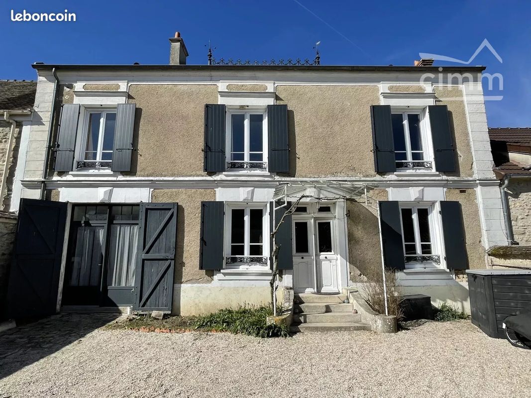 Maison 7 pièces 182 m² · à Barbizon · 182 m² · 450 000 €