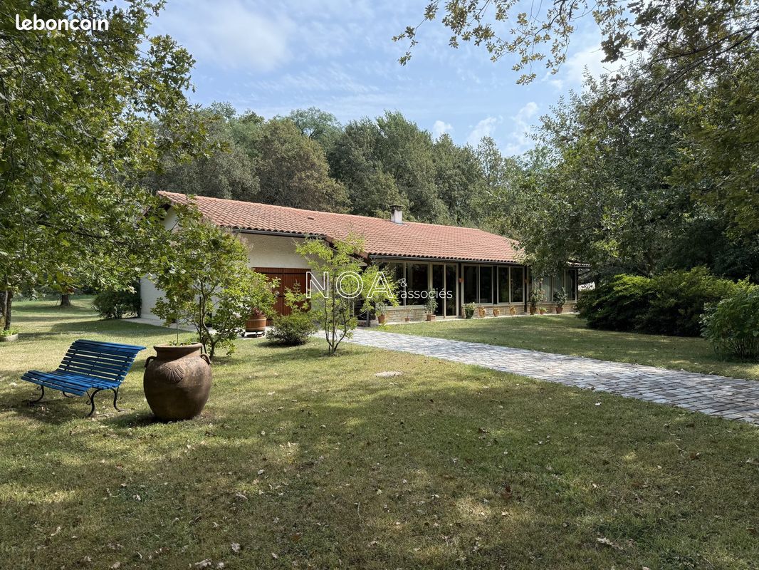 Maison 6 pièces 132 m² · à Biganos · 132 m² · 799 000 €