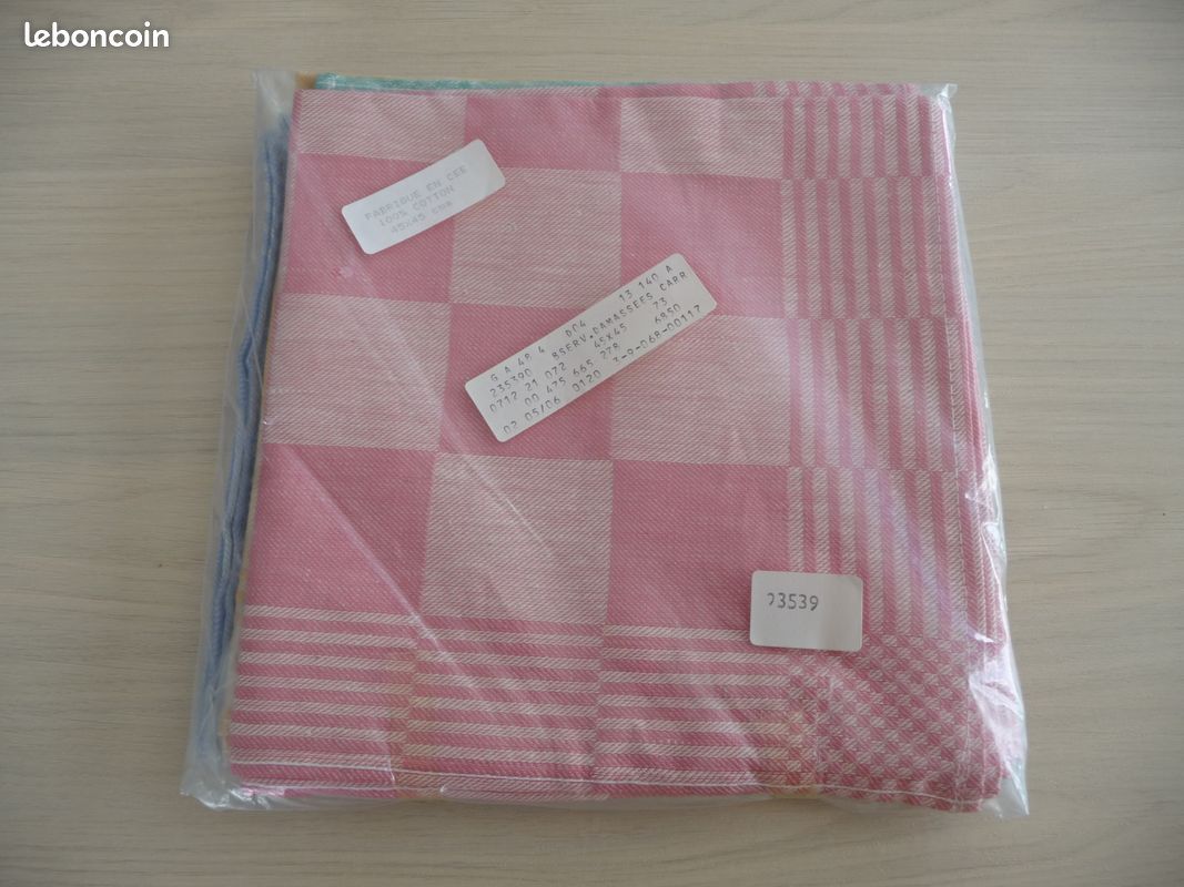 8 serviettes de table Damassées Neuves 100% coton 45 x 45 cm (image 2)