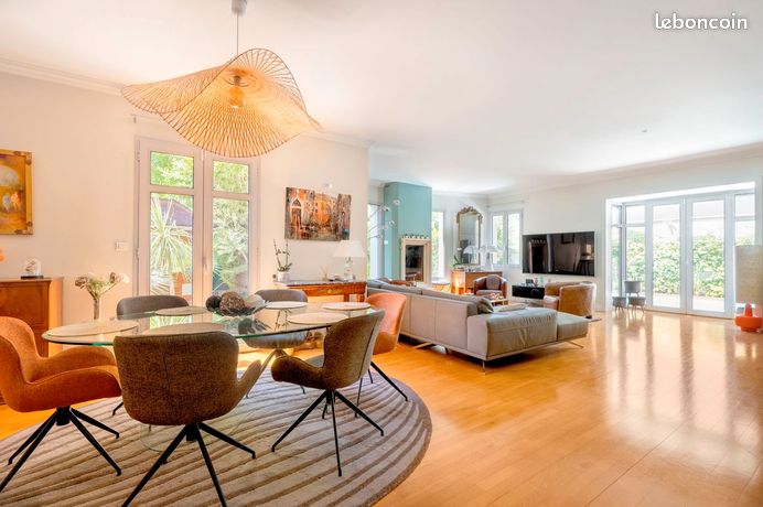 Maison 9 pièces 186 m² — 5