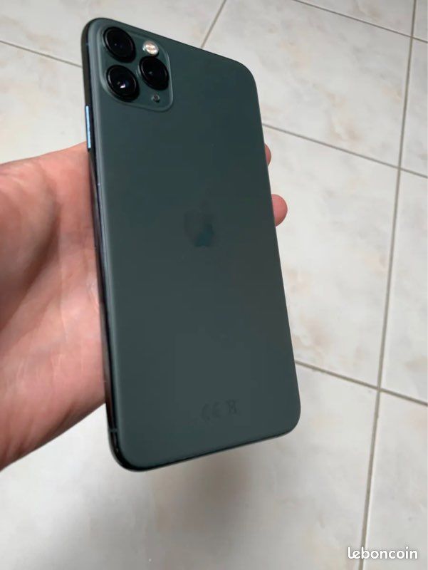 Apple iPhone 11 Pro Max Vert 256gb état neuf garantie (image 4)