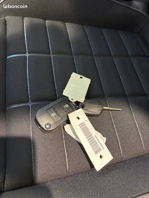 CITROEN C3 Turbo 100 ch BVM6 Max (image 14)