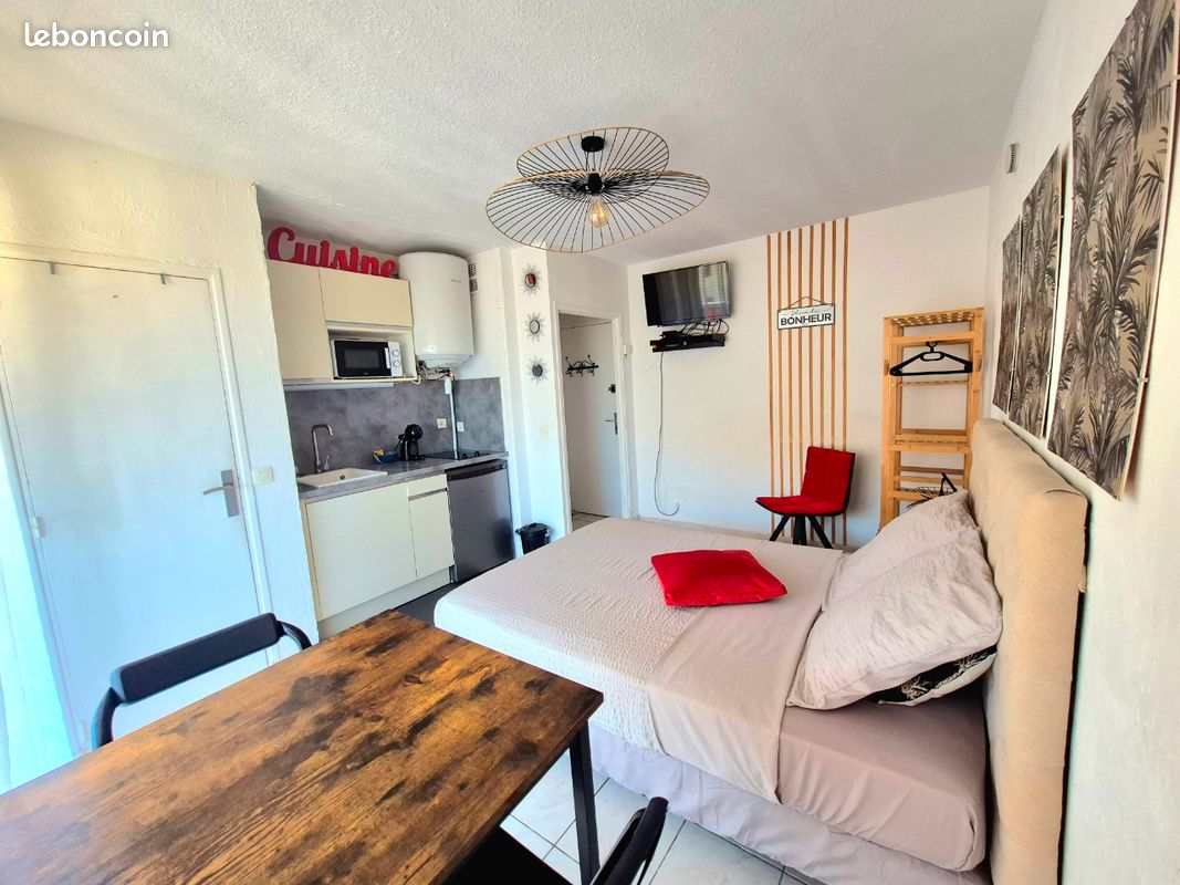Appartement 1 pièce 18 m² · à Fréjus · 18 m² · 1 000 €/mois