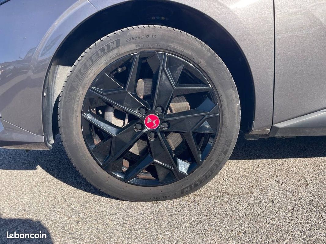 DS DS 4 Hybride E-Tense 225 EAT8 Performance Line (image 9)
