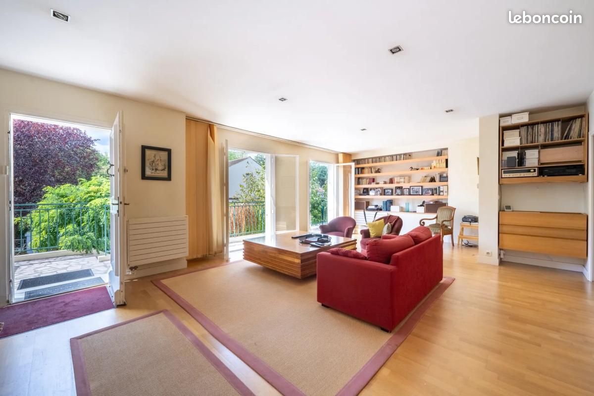 Maison 6 pièces 161 m² · à Rueil-Malmaison · 161 m² · 1 100 000 €