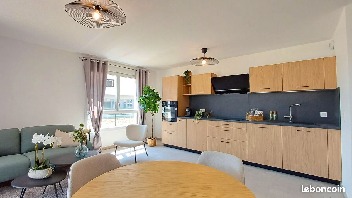Appartement 4 pièces 82 m² · à Saint-Alban-Leysse · 82 m² · 325 000 €