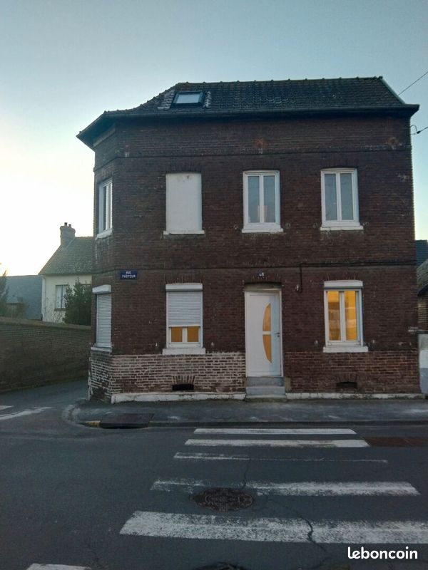 Maison 4 pièces 82 m² · à Grand-Couronne · 82 m² · 860 €