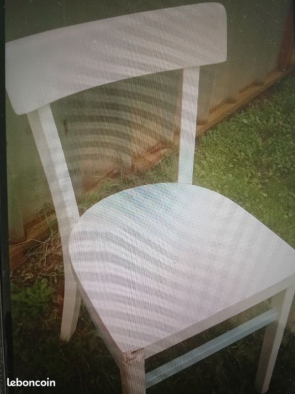 Chaises (image 1)