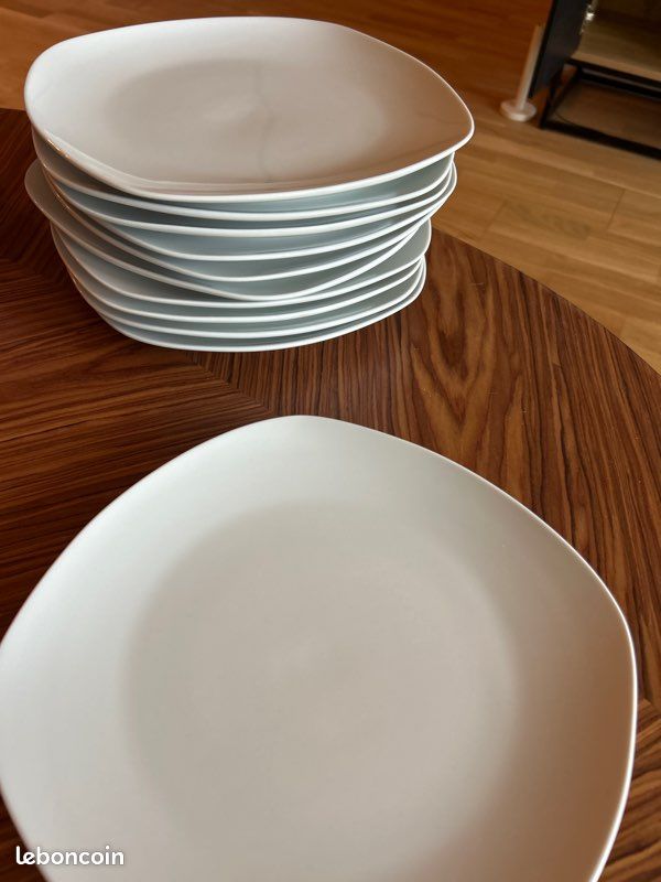 Assiette blanche (image 2)
