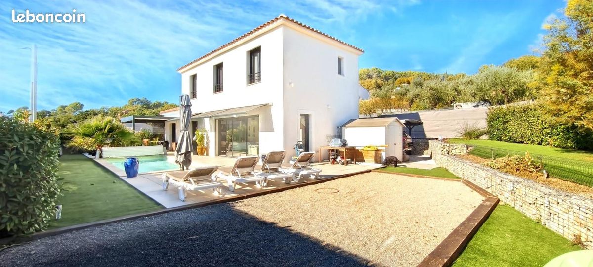 Maison 5 pièces 120 m² · à Bagnols-en-Forêt · 120 m² · 603 000 €
