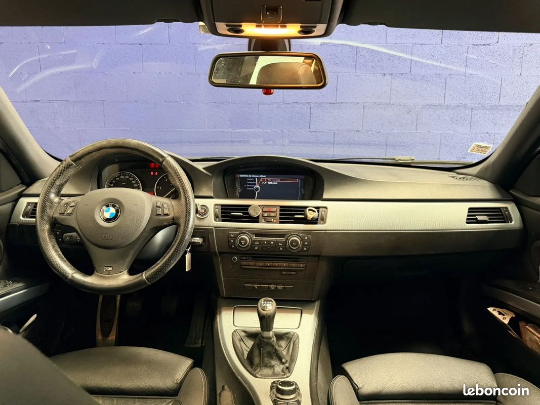 BMW Série 3 Touring 320 D 177ch Xdrive - 2009 - 167 254 km - Toit ouvrant - boite manuelle (image 15)