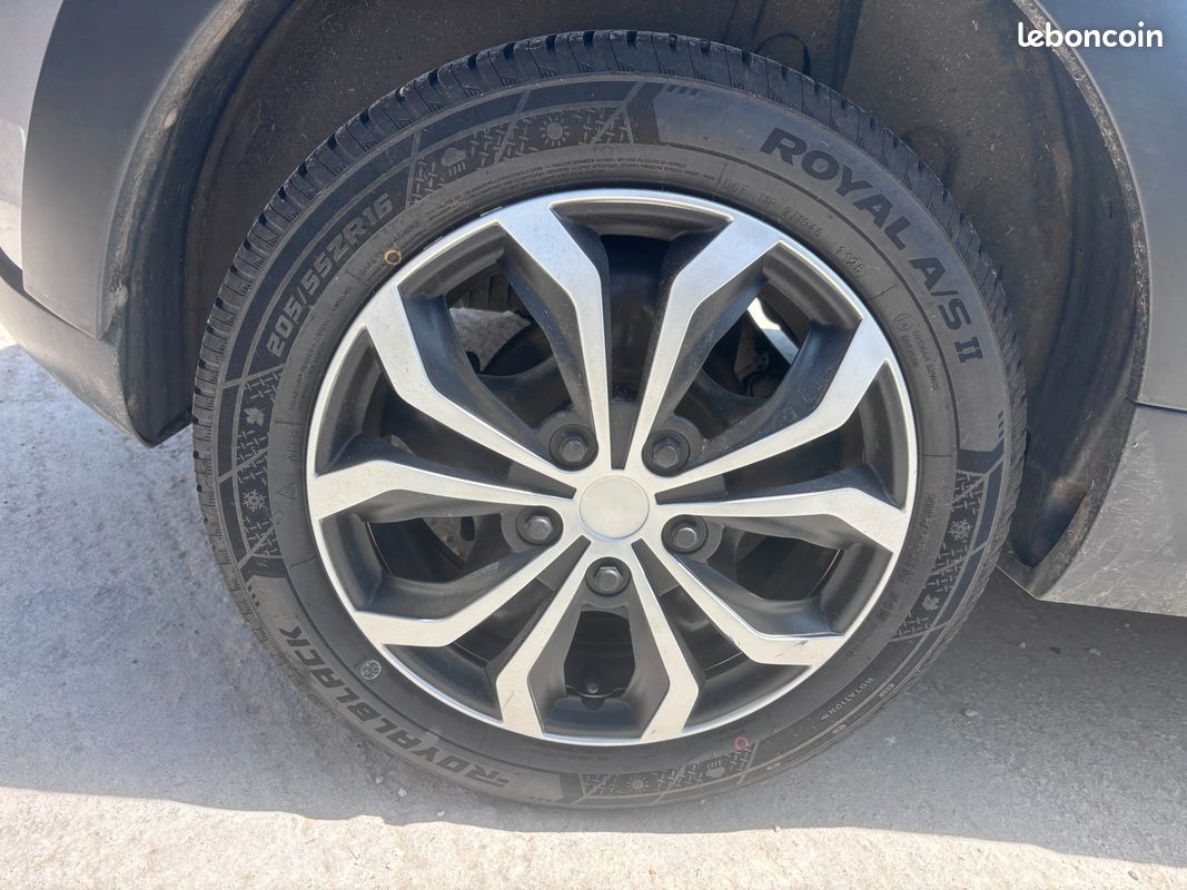 Citroen c3 generation-iii 1.5 bluehdi 100 c-series/ loa credit ballon possible (image 24)