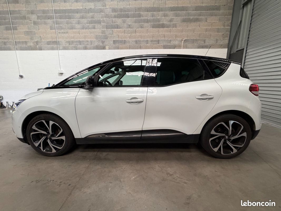Renault SCÉNIC IV Intens 1.6 DCI 130 / CARPLAY FILAIRE / CAMERA RECUL / RADARS AV AR / GRAND ECRAN / KEYLESS /ROUE DE SECOURS GALETTE (image 9)