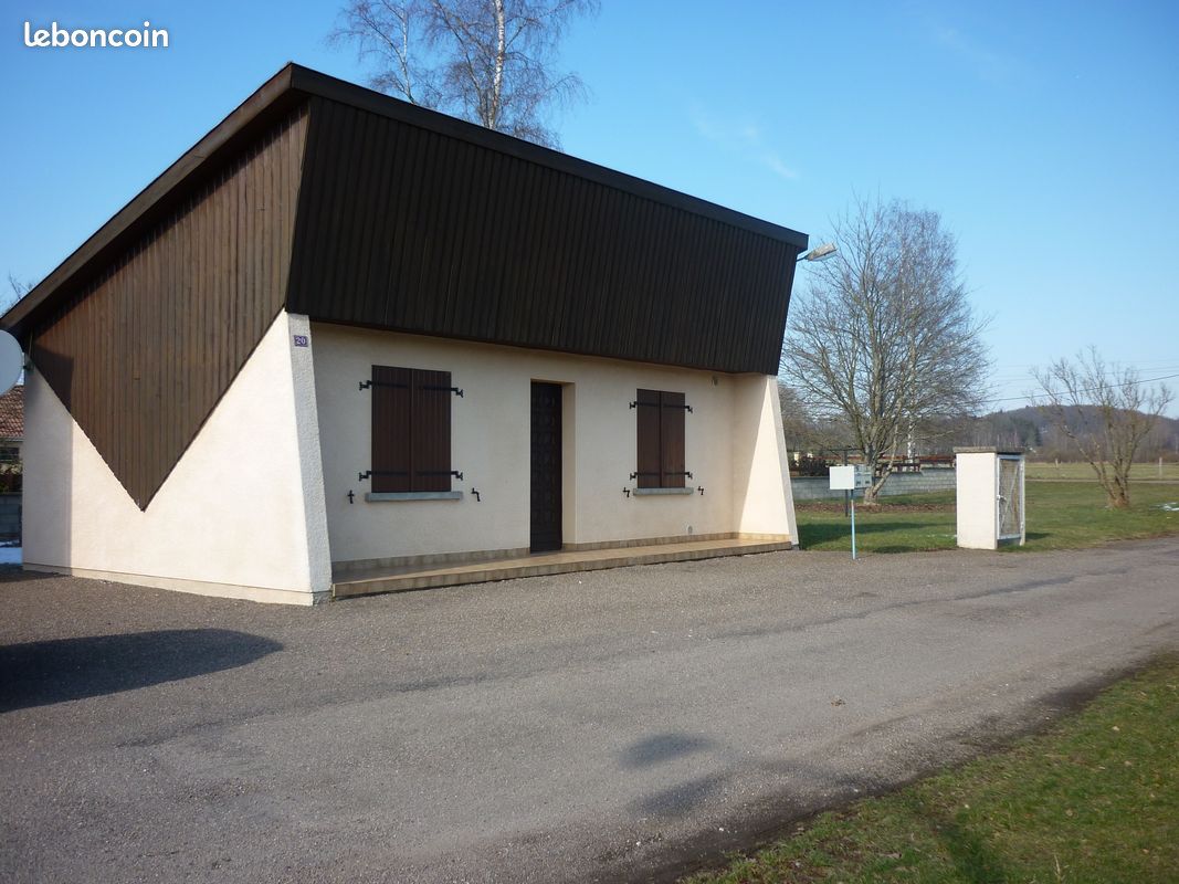 Appartement 1 pièce 30 m² · à Lantenot · 30 m² · 390 €/mois