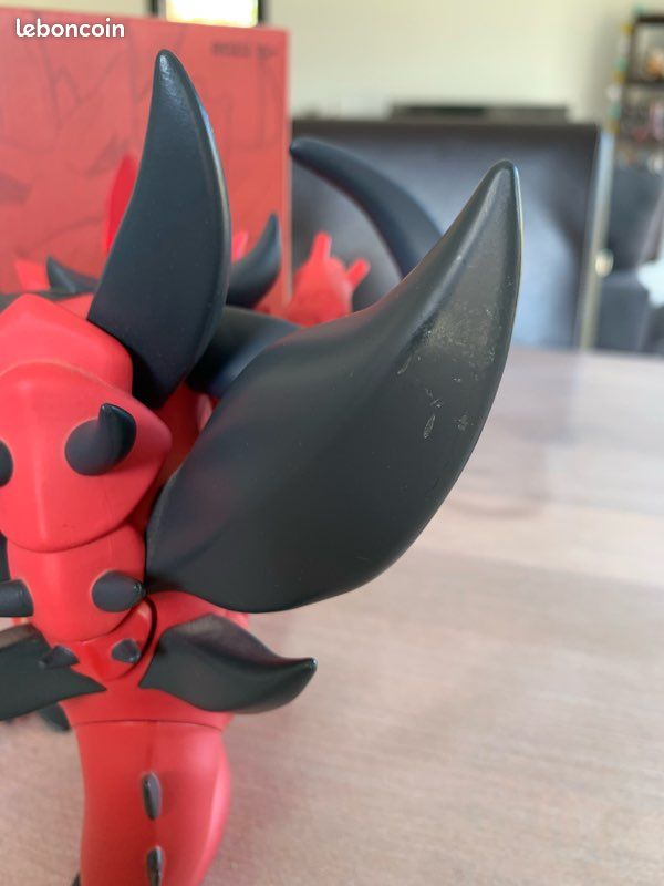 Figurine géante diablo (image 3)