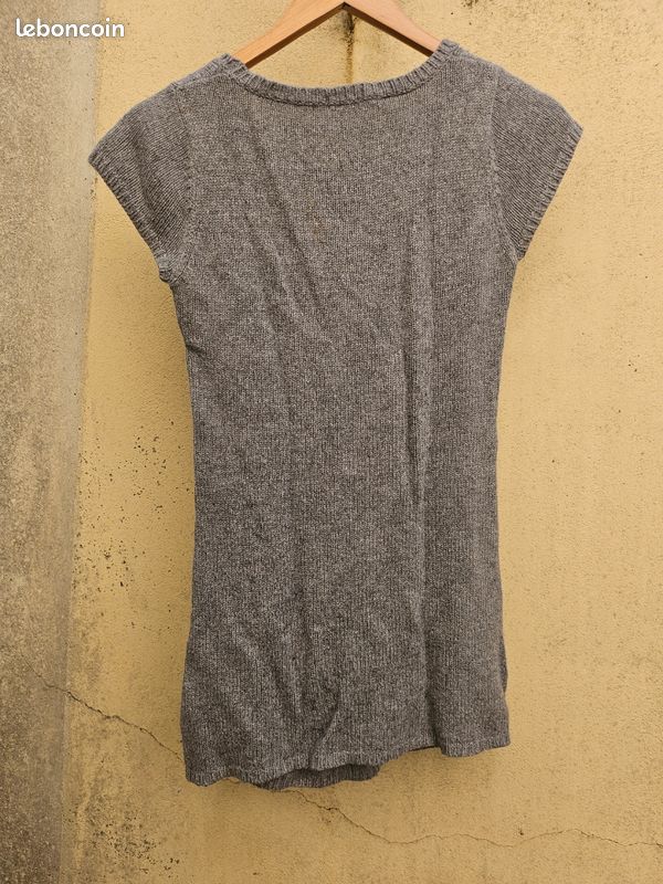 Robe Gris manches courtes avant première XS
Taille 14 ans XS
État voir photos
Valisenoirairtex (image 7)